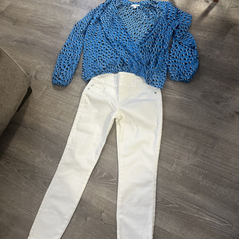 Outfit Royal Blue Leopard Blouse & Rock & Republic White Slimming Skinny Size 4
